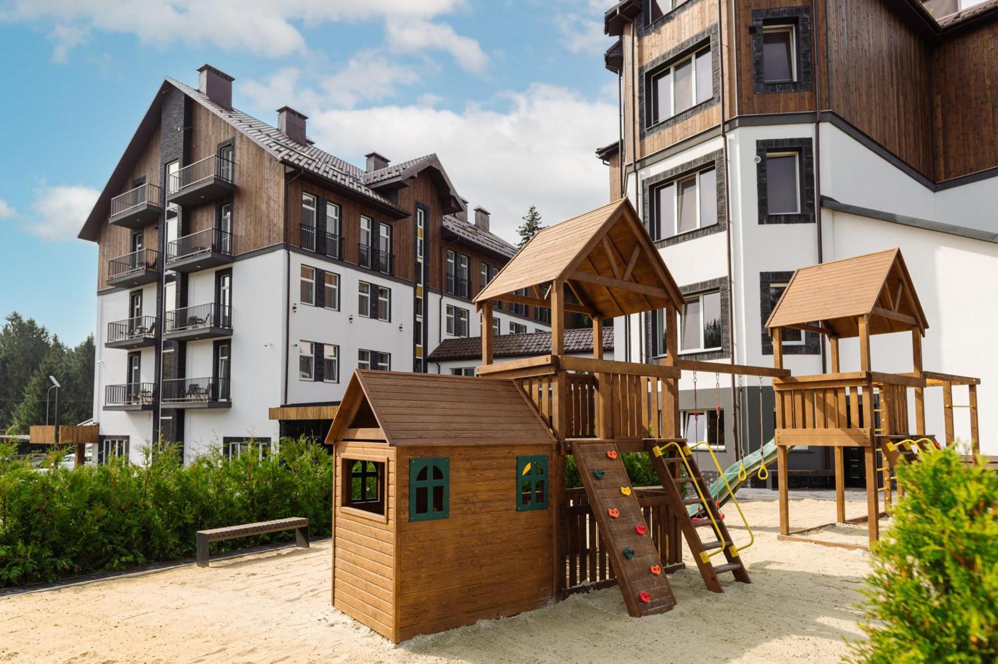 A Hotel By Apartel Skhidnytsia Exterior photo